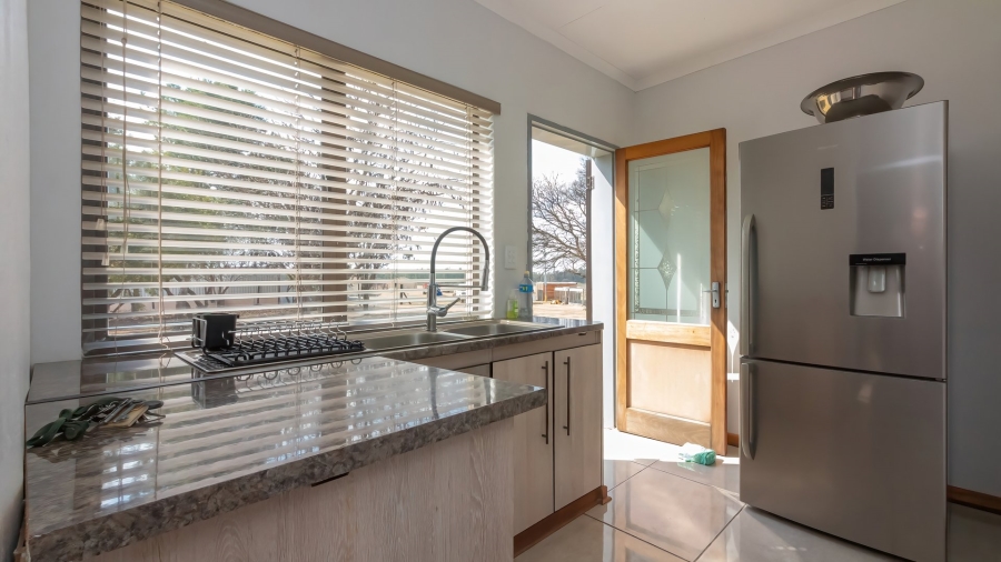 3 Bedroom Property for Sale in Kroonstad Rural Free State